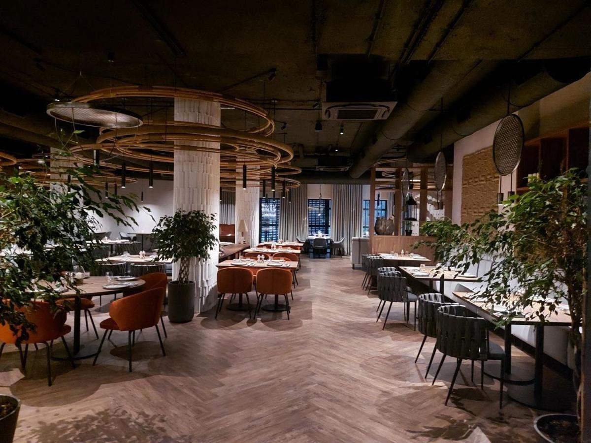 Onovo Dendra Hotel Киев Екстериор снимка